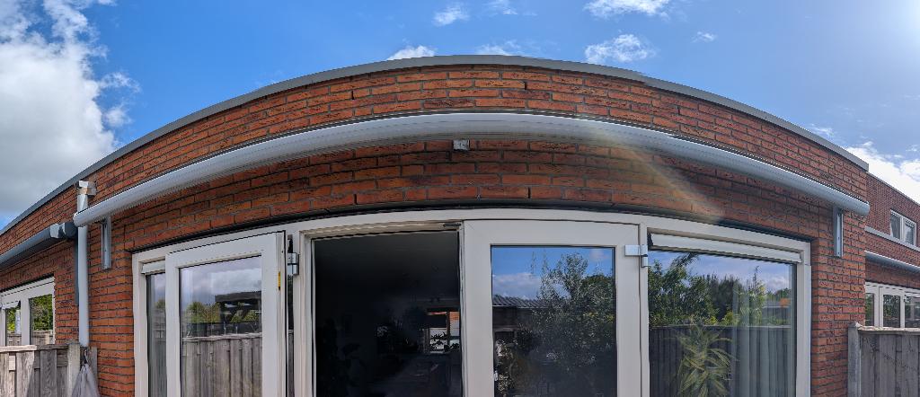 Zonwering (gebroken), Tuin en Terras, Zonneschermen, Gebruikt, Knikarmscherm, 150 tot 300 cm, 250 cm tot 450 cm, Elektrisch, Ophalen