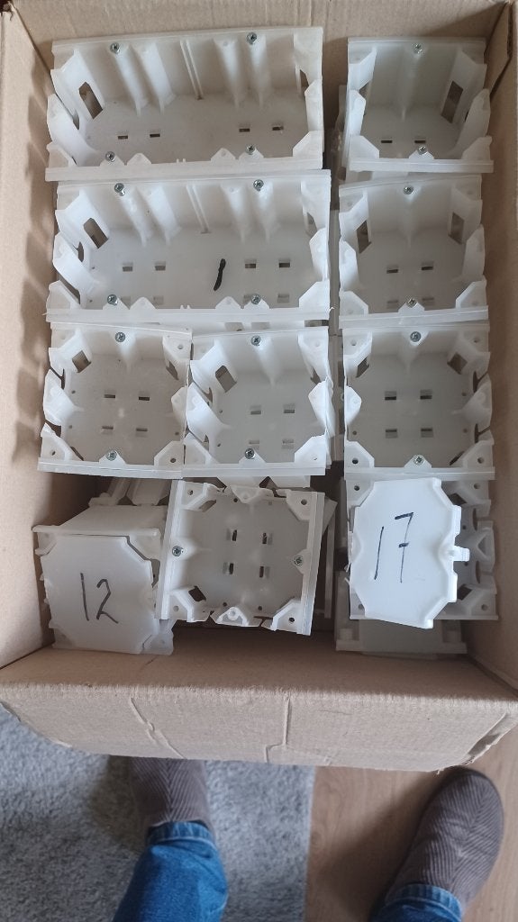 Inbouwdozen wandgoot  Legrand/van Geel, Ophalen of Verzenden, Gebruikt, Overige typen