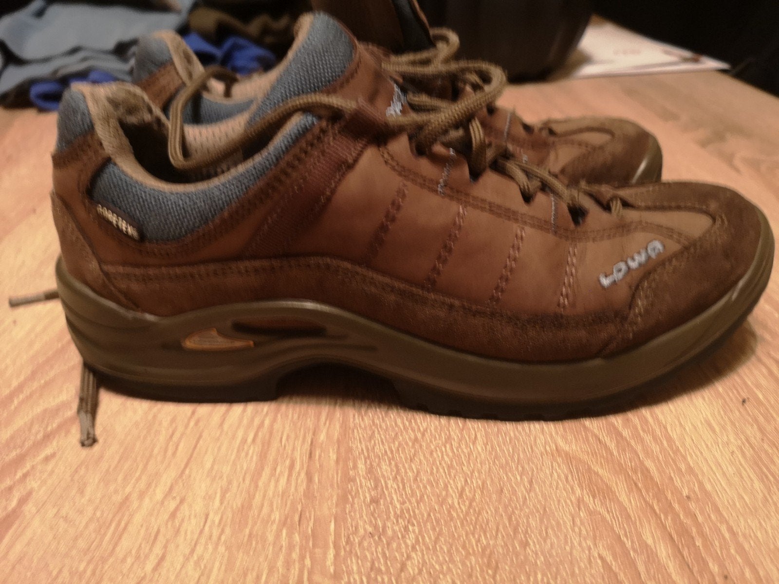 Wandelschoenen van Lowa, maat 41, Overige kleuren, Wandelschoenen, Zo goed als nieuw, Lowa