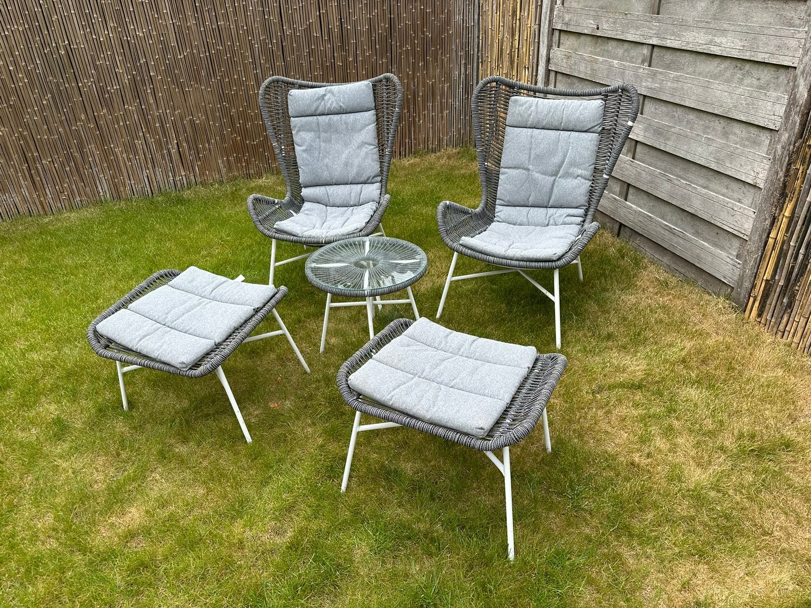 Loungeset: 2 stoelen, 2 voetenbankjes en bijzettafel, 2 zitplaatsen, Gebruikt, Ophalen of Verzenden, Loungeset