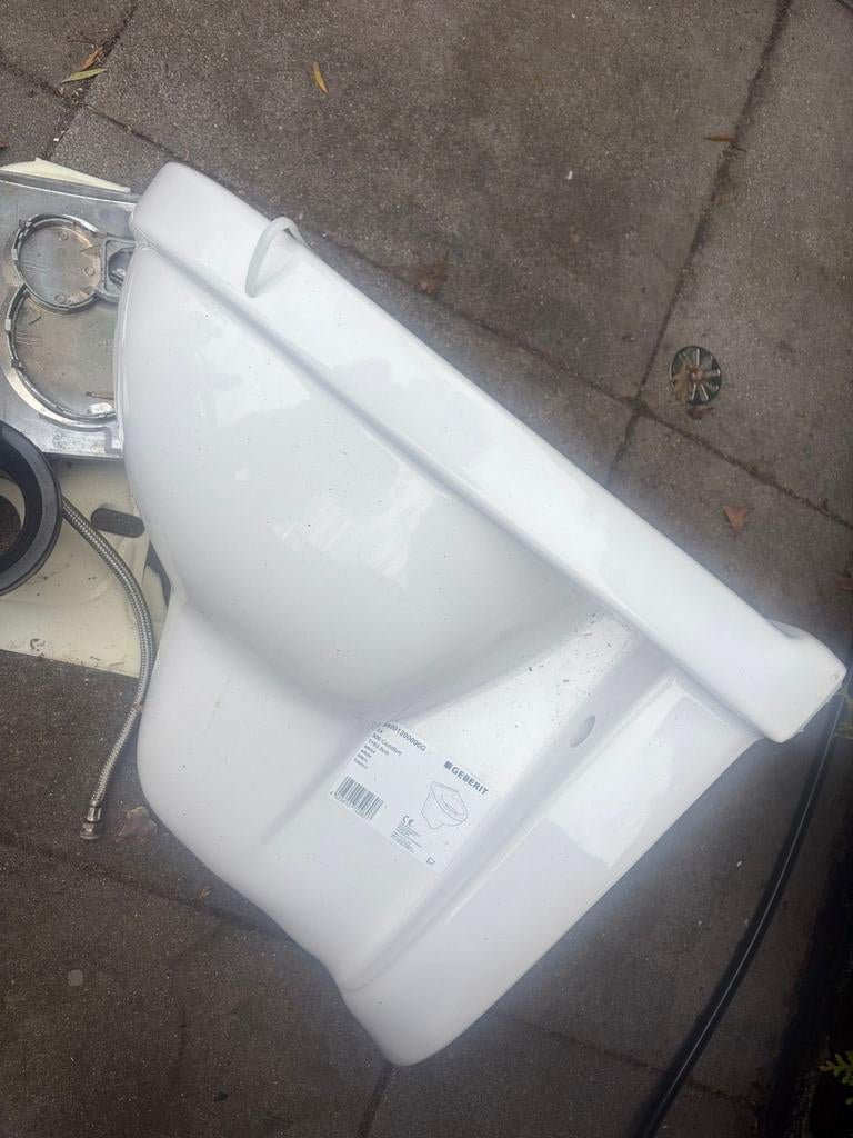 Verhoogd toiletpot geberit 300, Ophalen of Verzenden, Toilet