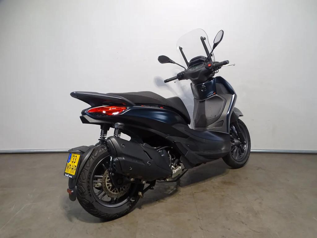 Piaggio BEVERLY 400 S € 5.490,00, Motoren, Motoren | Piaggio, Scooter, Bedrijf, 12 t/m 35 kW