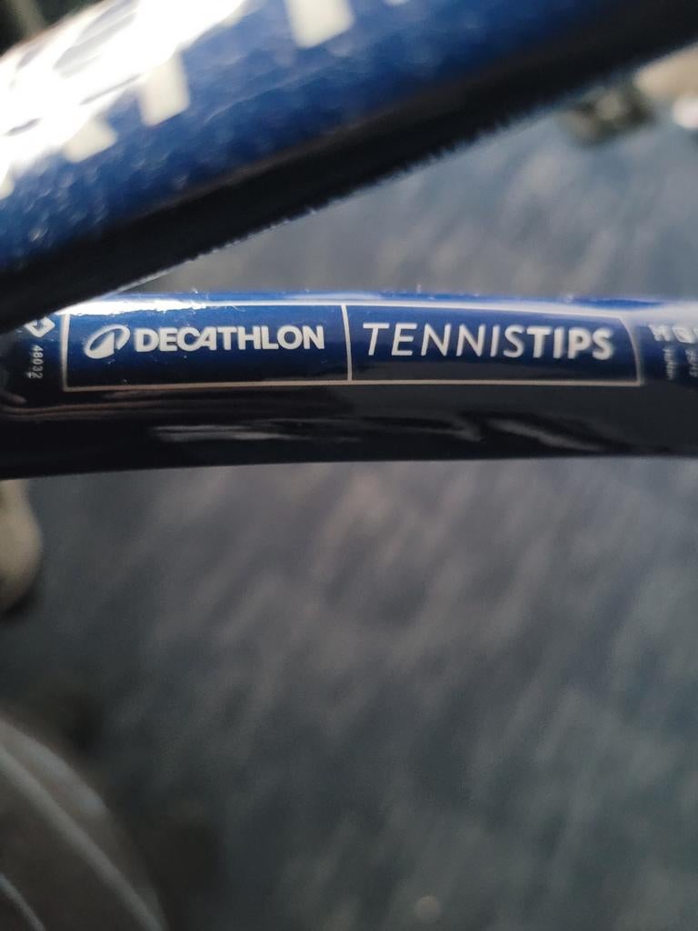 Tennisracket set: racket, ballen, polsbandjes en houder, Gebruikt, Ophalen of Verzenden, Racket, L2