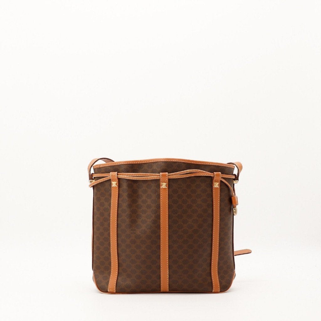 Celine Triomphe Céline 26x26x10 cm bucket tas, Sieraden, Tassen en Uiterlijk, Verzenden, Gebruikt, Zwart, Overige typen