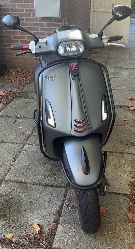 Sportieve Vespa Sprint 2016 (4t 2v) • Snor • Custom Look!, Ophalen, Overige modellen, Zo goed als nieuw, Benzine