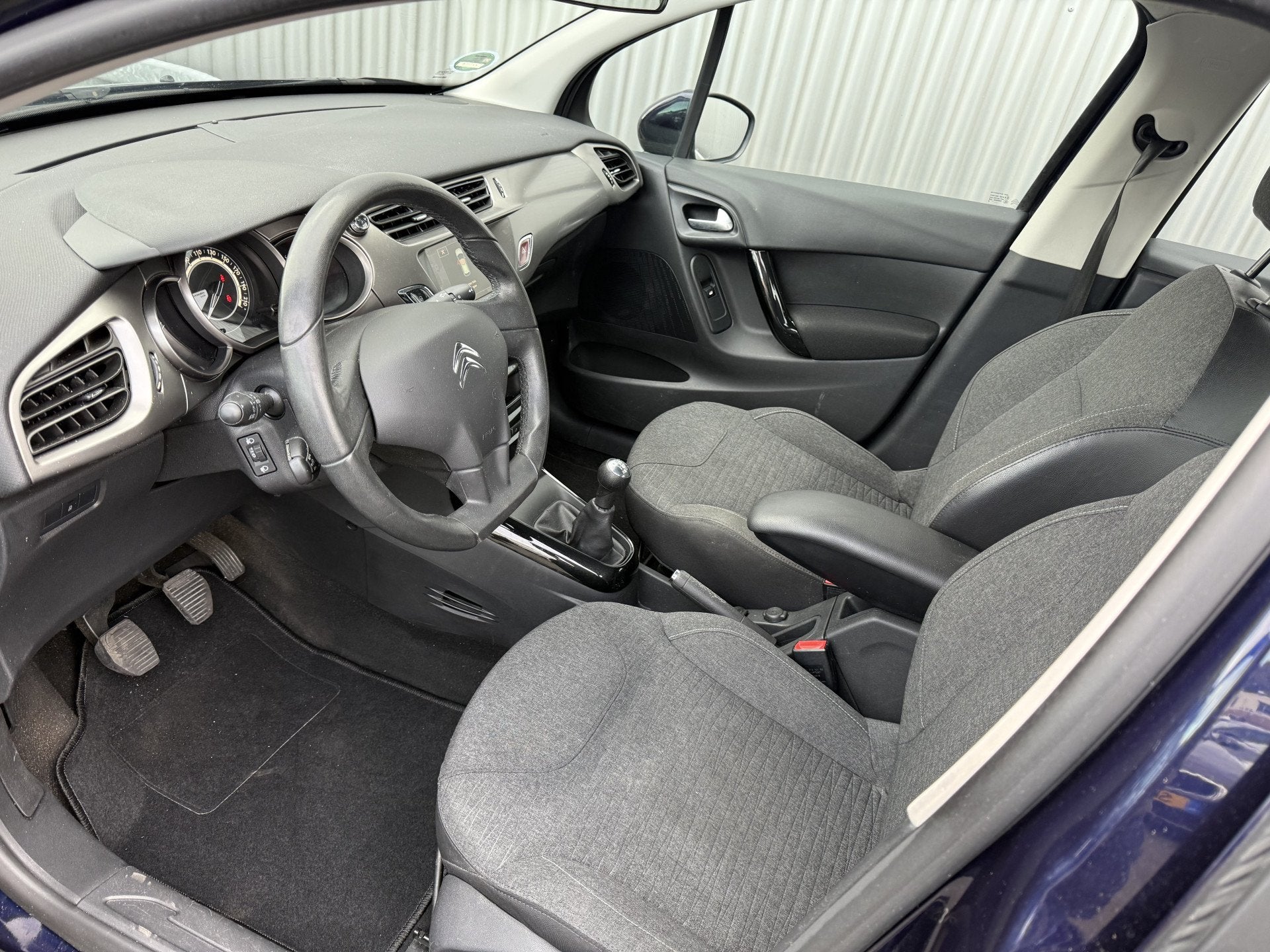 Citroën C3 1.2 PureTech Selection Clima, Navi, CC, PDC, nw., Auto's, Voorwielaandrijving, Stof, Gebruikt, 1199 cc