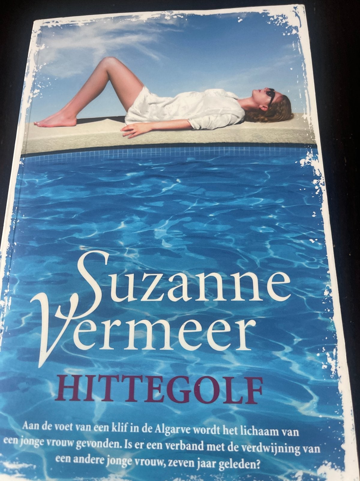 Hittegolf - Suzanne Vermeer (thriller), Ophalen of Verzenden, Gelezen