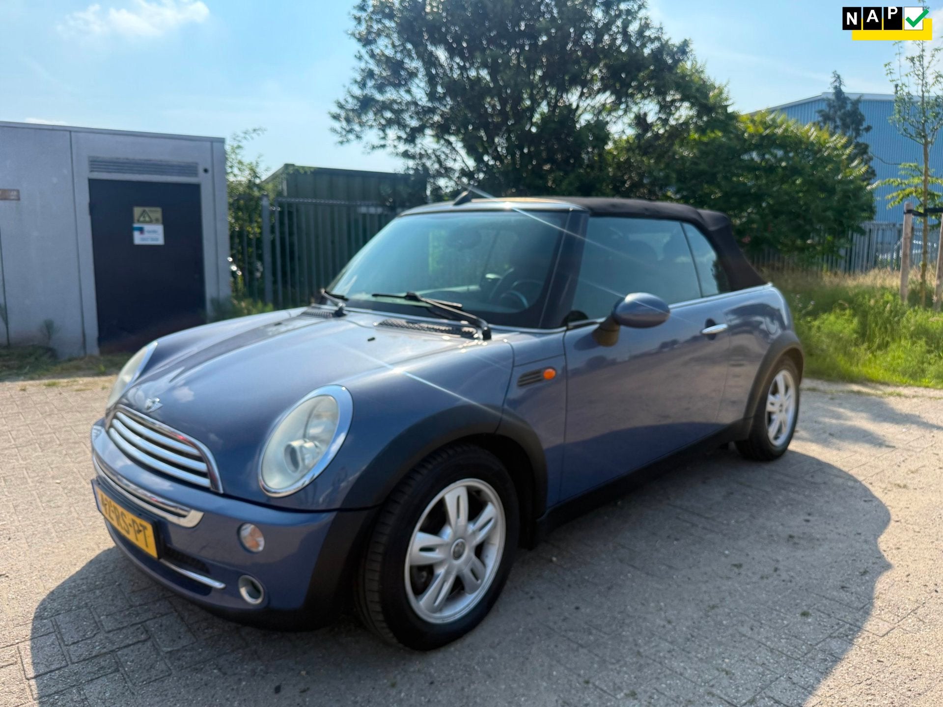 Nette Mini Cabrio 1.6 One Pepper, NAP, Nieuwe APK, Auto's, Stof, Gebruikt, Zwart, 4 cilinders