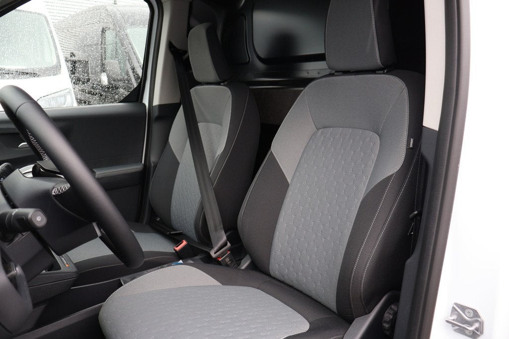 Ford E-Transit Courier 44 kWh Limited Sidebars Dakrailing, Auto's, Multifunctioneel stuurwiel, Gebruikt, 1524 kg, 2 stoelen