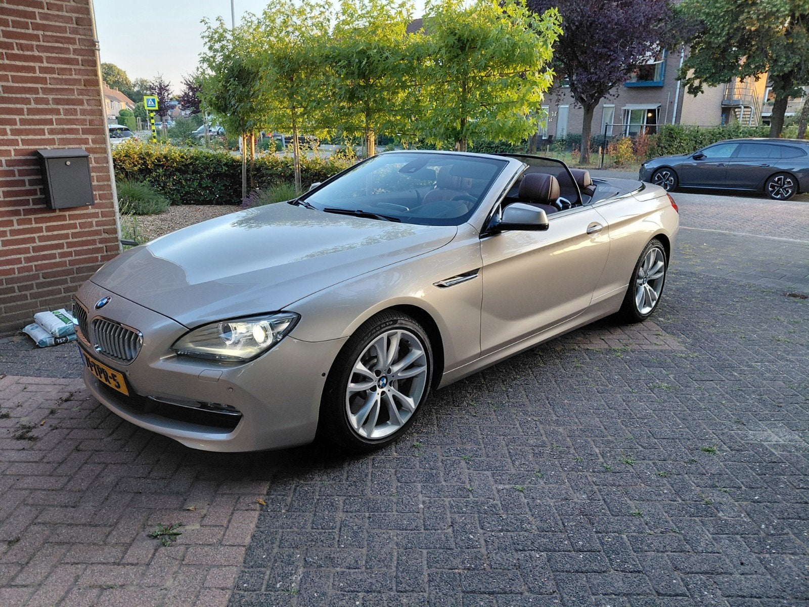 BMW 6-Serie 650I Cabrio 4.4 300KW Aut8 2012 Grijs, Auto's, BMW, Automaat, Achterwielaandrijving, 8 cilinders, Cabriolet