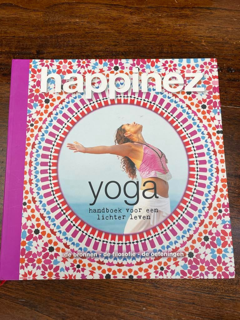 Happinez Yoga Handboek: Lichter Leven, Boeken, Ophalen of Verzenden, Zo goed als nieuw, Gezondheid en Conditie