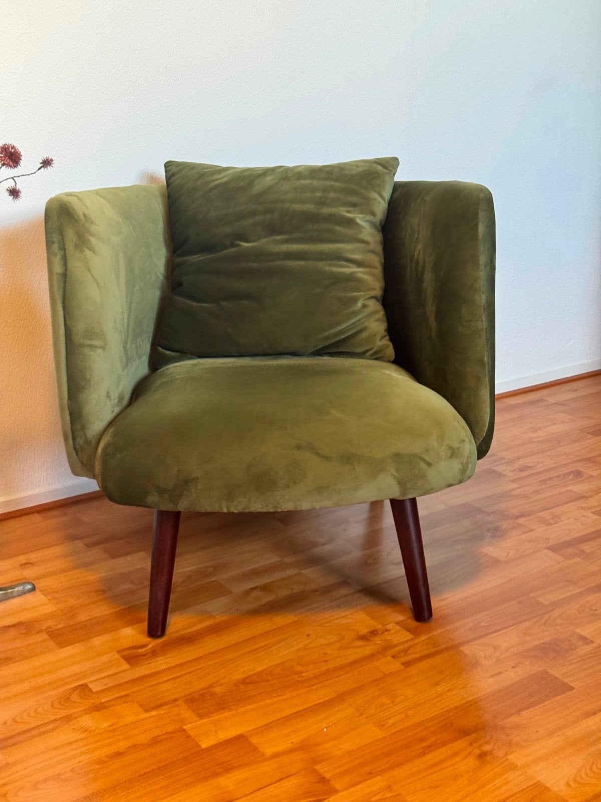 Comfortabele groene fauteuil van Dutch Tribes, Huis en Inrichting, Fauteuils, Ophalen, 75 tot 100 cm, Zo goed als nieuw, Stof