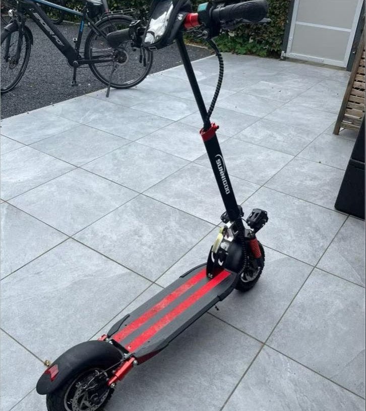 Elektrische Step - Zo goed als nieuw, Ophalen of Verzenden, Gebruikt, Elektrische step (E-scooter)
