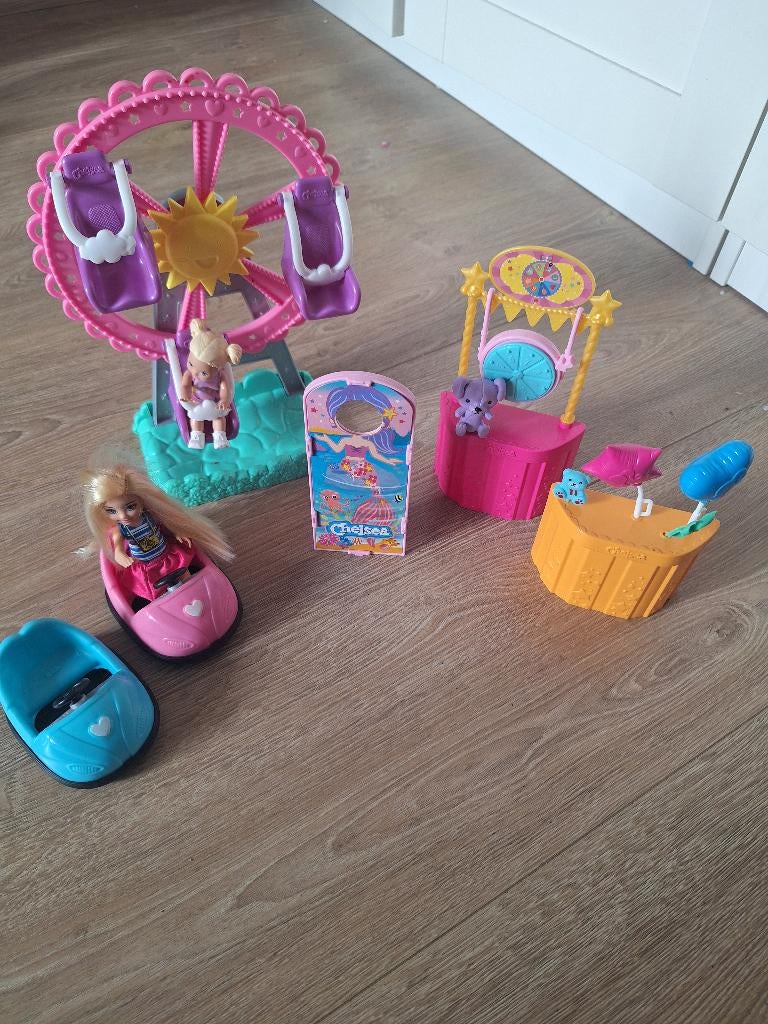 Barbie kermis, Ophalen of Verzenden, Zo goed als nieuw, Barbie