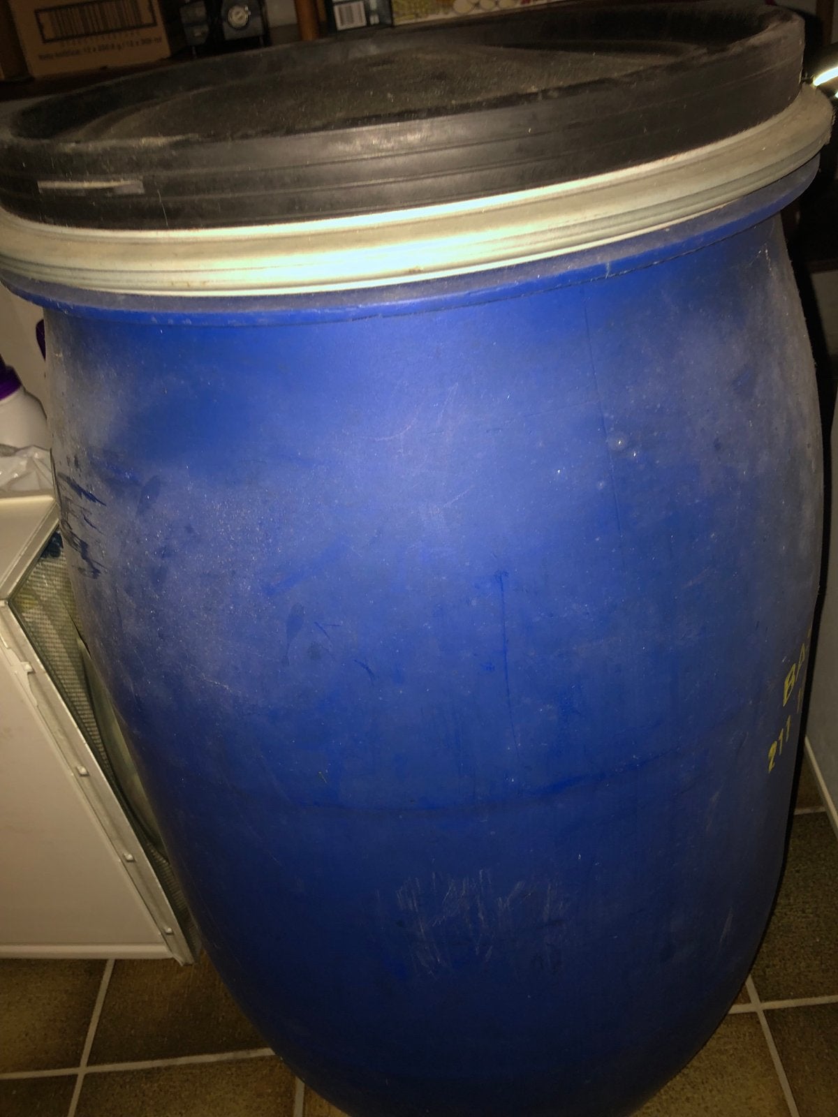 Blauwe kunststof ton met deksel - 100 liter, Ophalen, Gebruikt