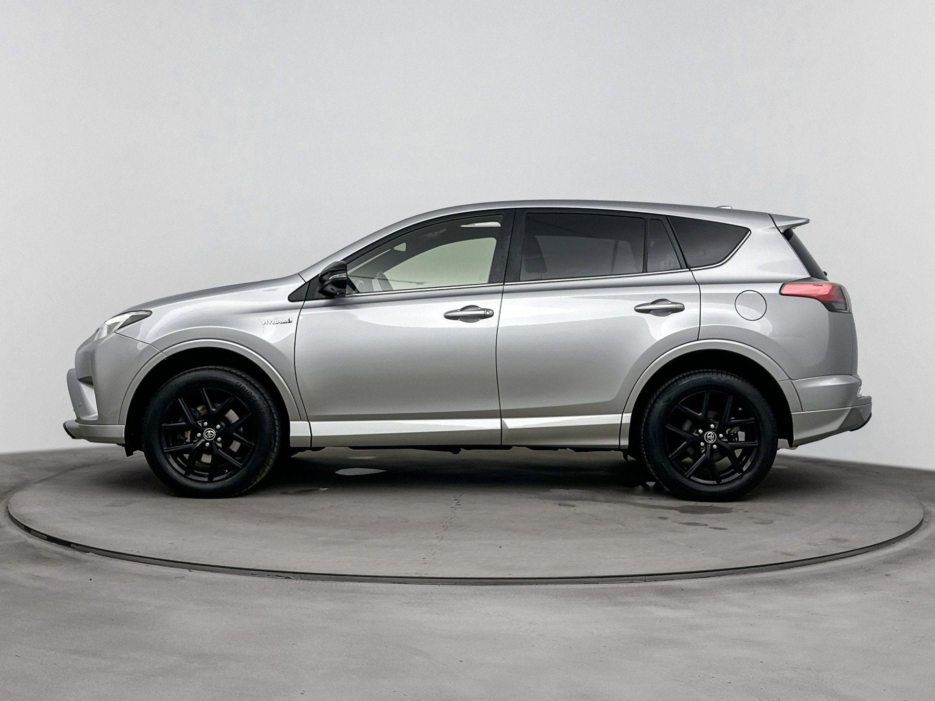 Foto 3 van Toyota RAV4 2.5 Hybrid AWD Style | Schuif/Kantel Dak | 360 C