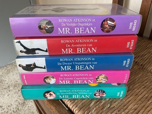5 VHS filmen met Mr.Bean  Rowan Atkinson, Nederlands ondertiteld, Alle leeftijden, Ophalen of Verzenden, Komedie