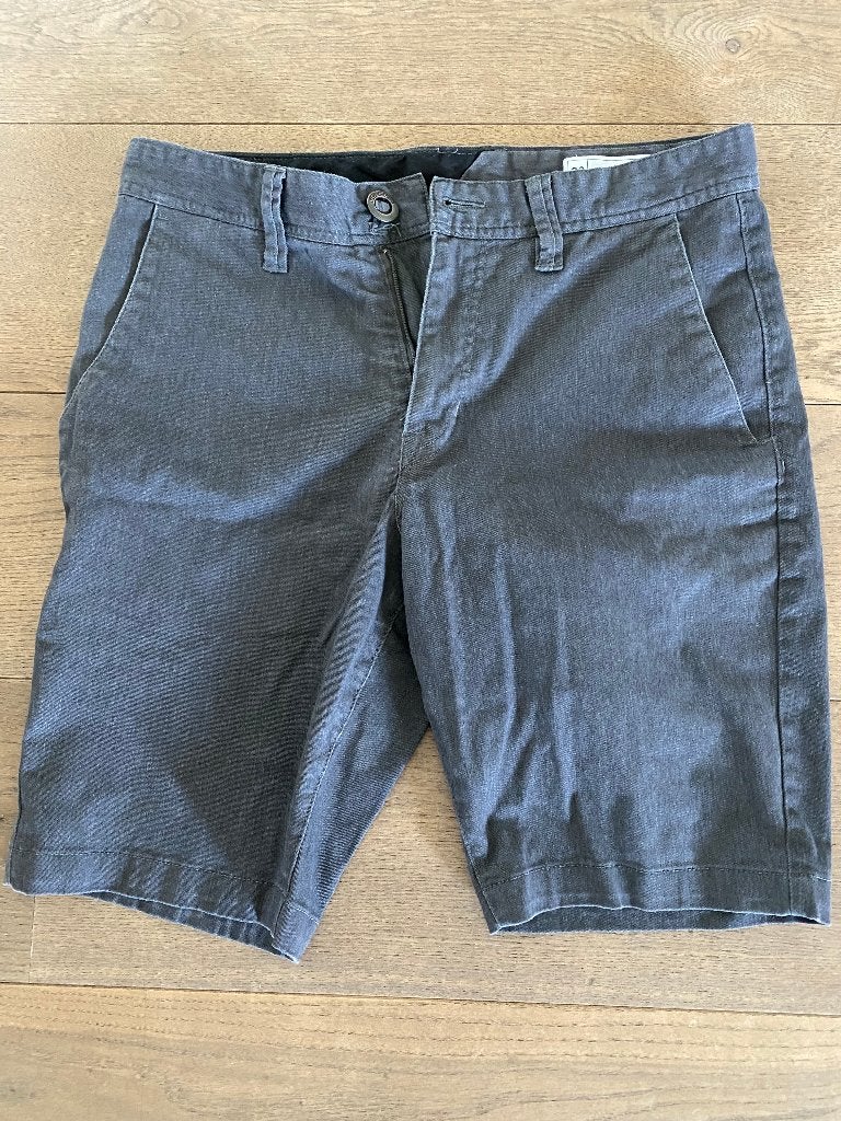 Volcom short, Overige maten, Ophalen of Verzenden, Grijs, Volcom