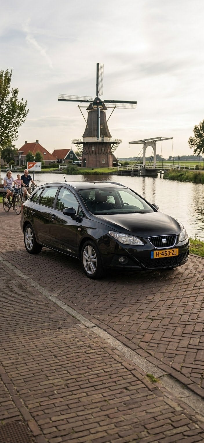 Seat Ibiza 1.2 51KW ST 2011 Zwart, Voorwielaandrijving, Stof, 40 €/maand, 1198 cc