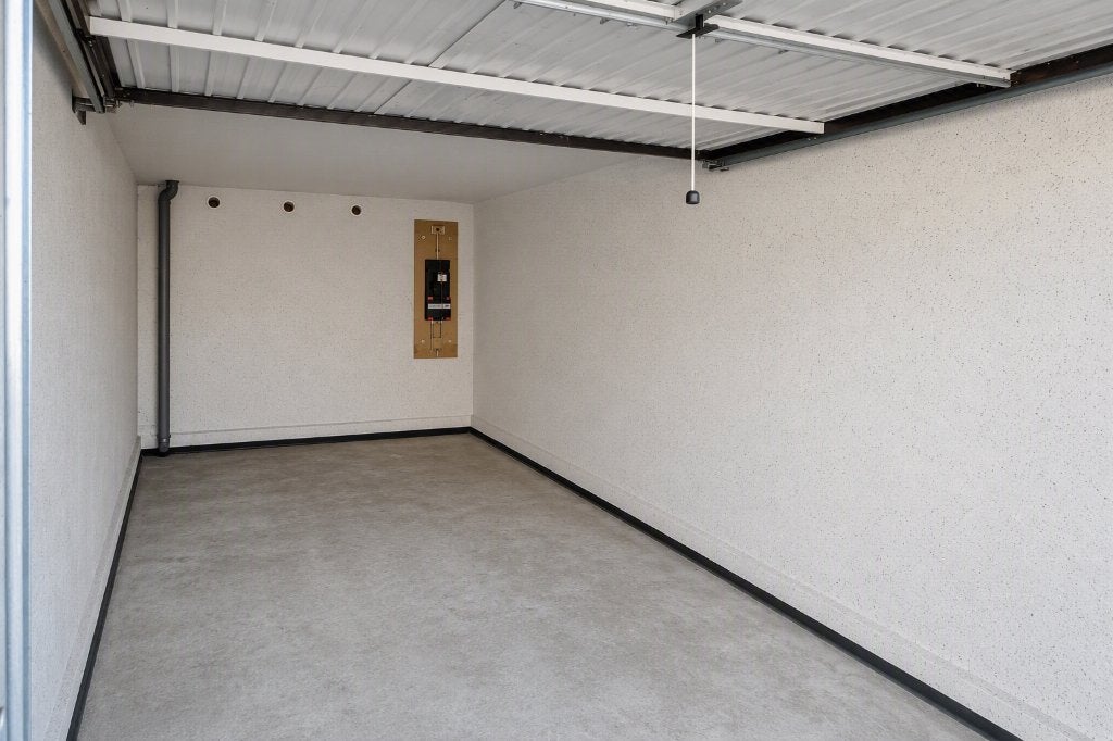Garagebox op afgesloten terrein