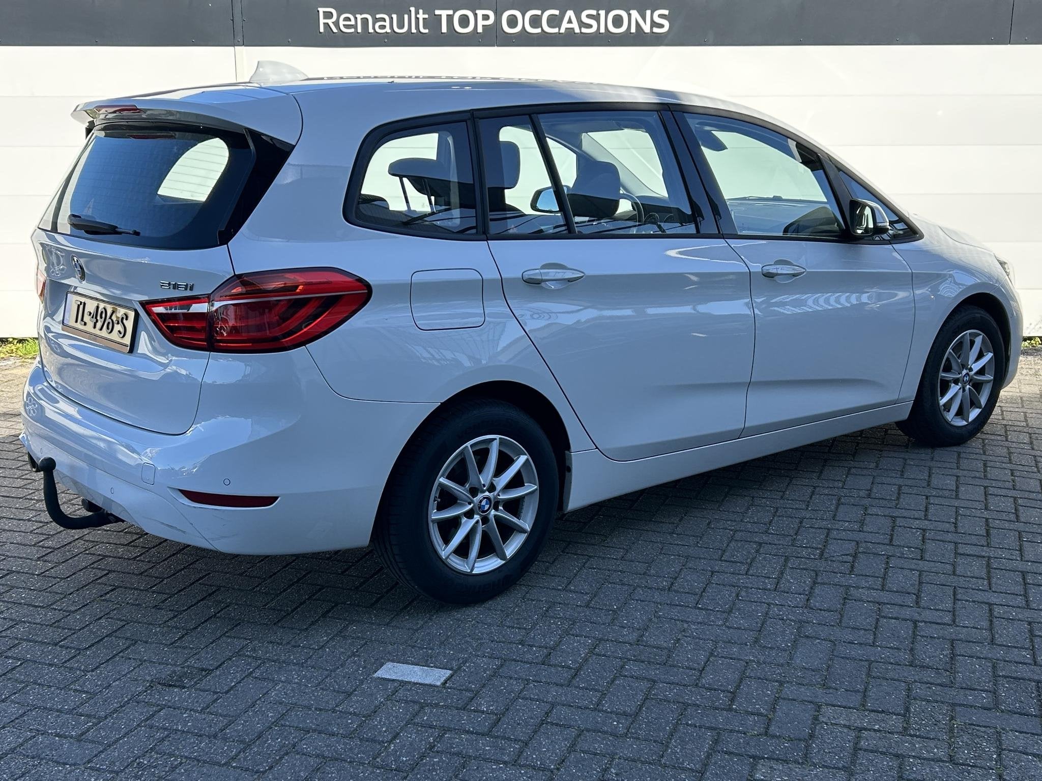 BMW 2-serie Gran Tourer 218i Executive | Trekhaak | Navigati, Auto's, Stof, Gebruikt, Origineel Nederlands, Bedrijf