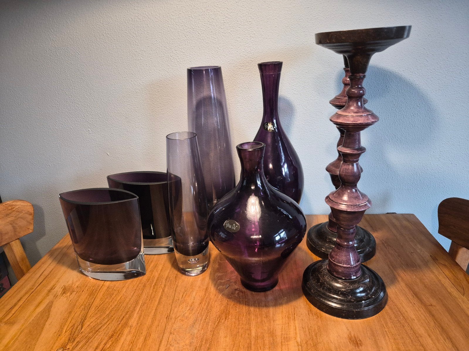 Paar paarse kandelaars en vazen van glas, Ophalen, Gebruikt, Paars, Glas