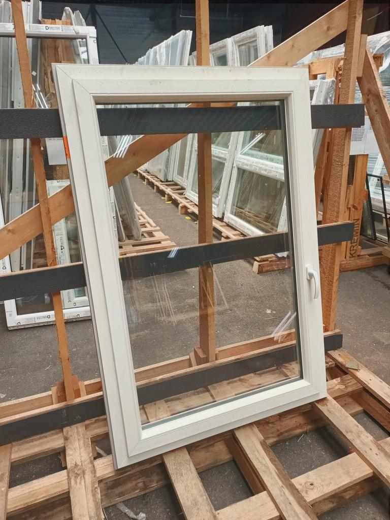 Kunststof Draaikiep kozijn  b99 x h145 cm Creme -2249-, Doe-het-zelf en Verbouw, Kunststof, Raamkozijn, Niet ingevuld, Ophalen of Verzenden