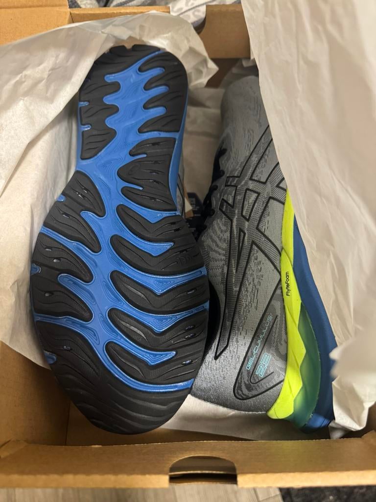 ASICS GEL-CUMULUS 23 Heren Sportschoenen - Nieuw in doos, Ophalen of Verzenden, Nieuw, Overige kleuren, Sneakers of Gympen