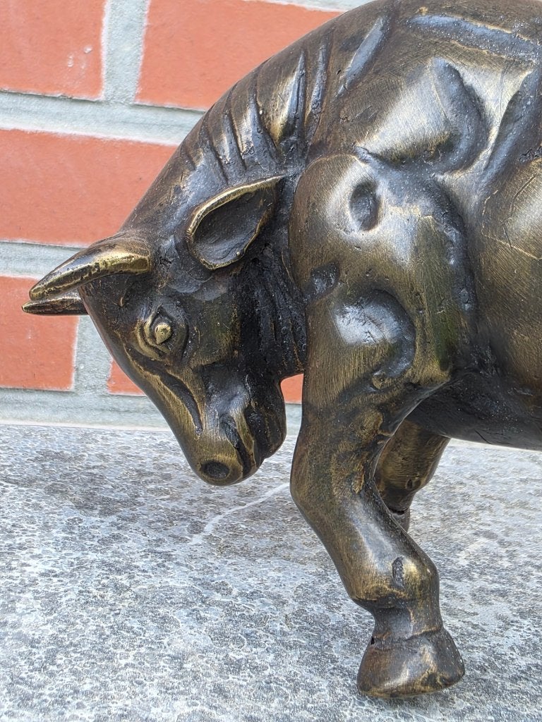Bronzen Stier – Kracht en Vastberadenheid / brons, Ophalen of Verzenden, Nieuw, Boerderijdier, Beeldje of Figuurtje