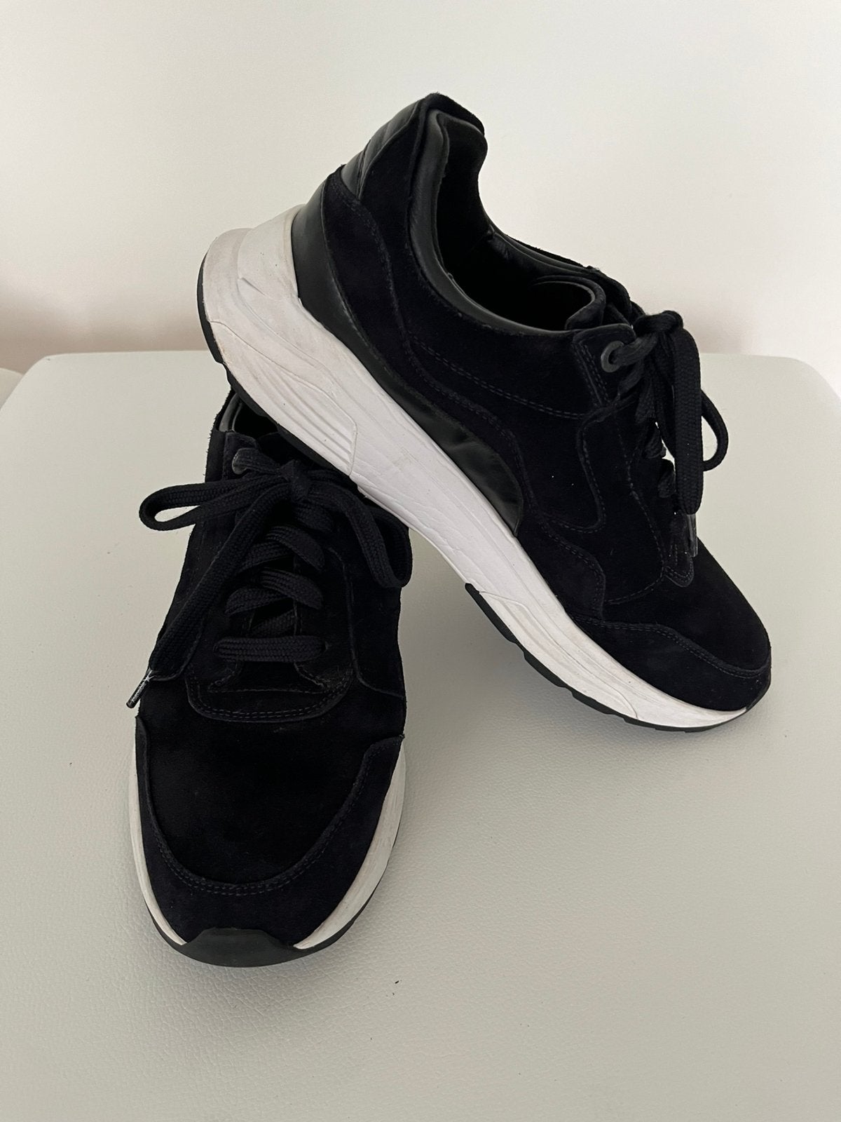 Xsensible heren sneakers maat 44 zwart, Kleding | Heren, Schoenen, Ophalen of Verzenden, Zo goed als nieuw, Zwart