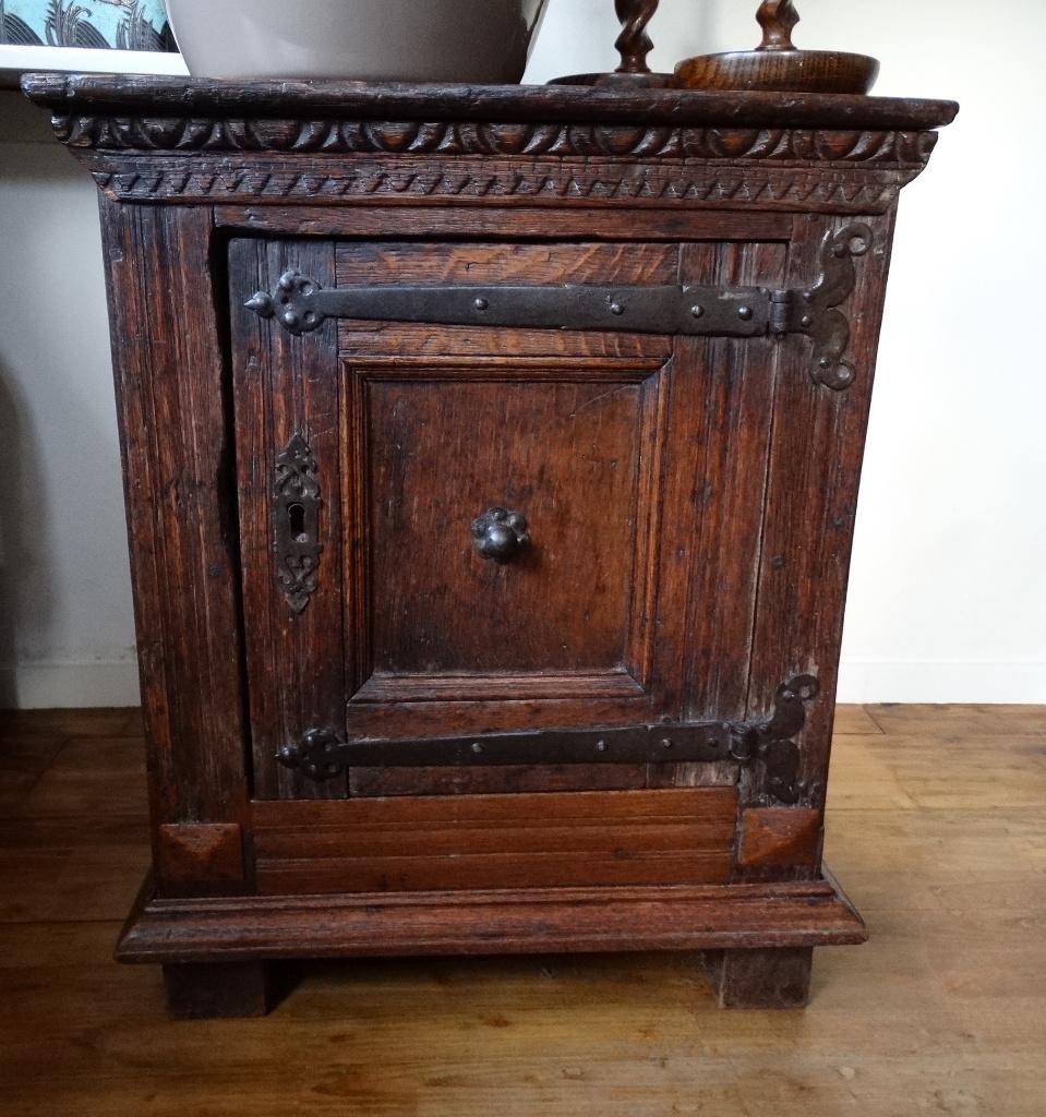Antiek houten broodkastje, eendeurs, 1 deur, spinde, kastje, Ophalen