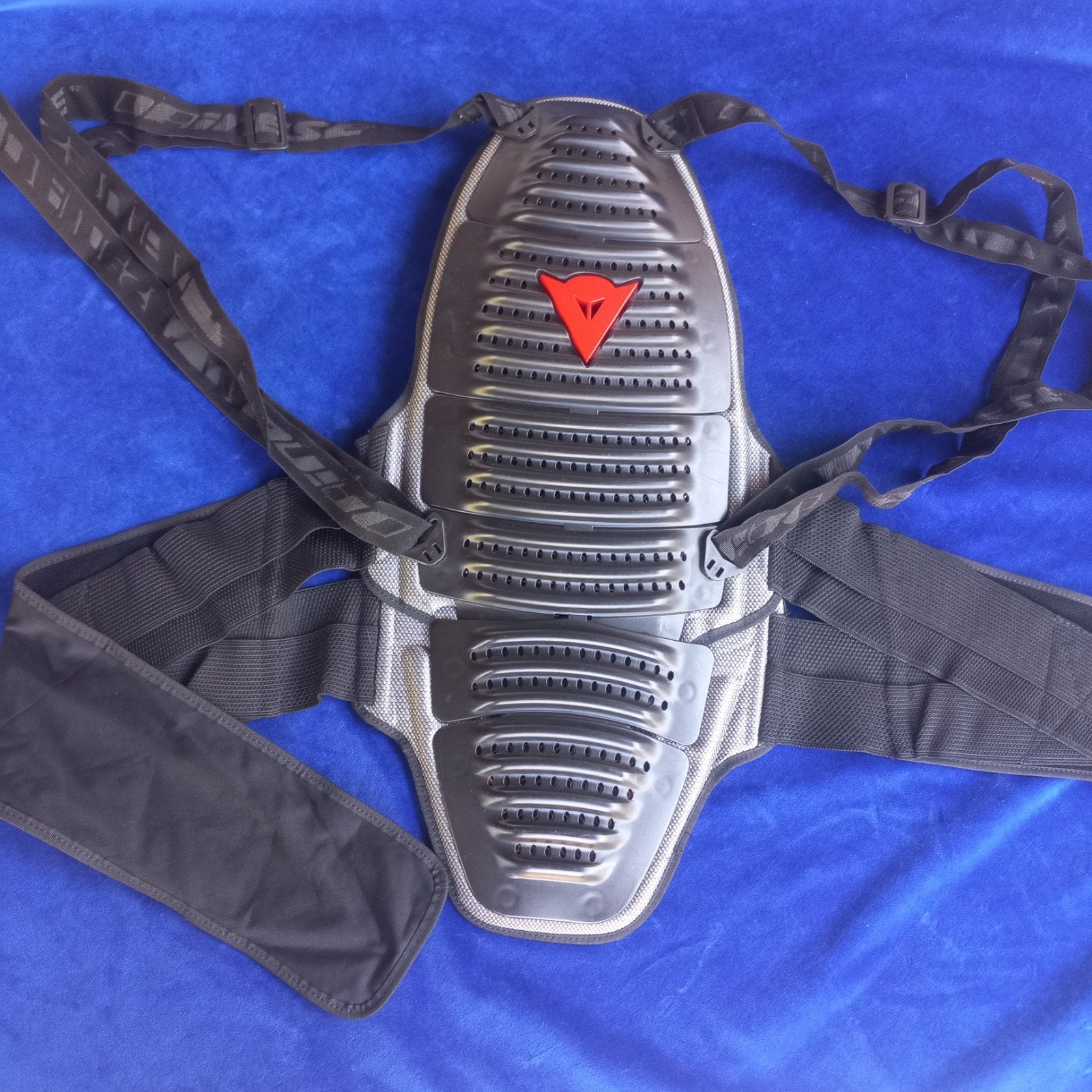 Dainese Wave 2 Motorrugprotector Maat M, Dainese, Overige typen, Heren, Ophalen of Verzenden