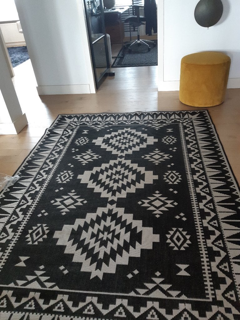 Vloerkleed 1.60 x 2.20 Elle, Huis en Inrichting, Stoffering | Tapijten en Kleden, Ophalen, 150 tot 200 cm, 200 cm of meer, Zo goed als nieuw