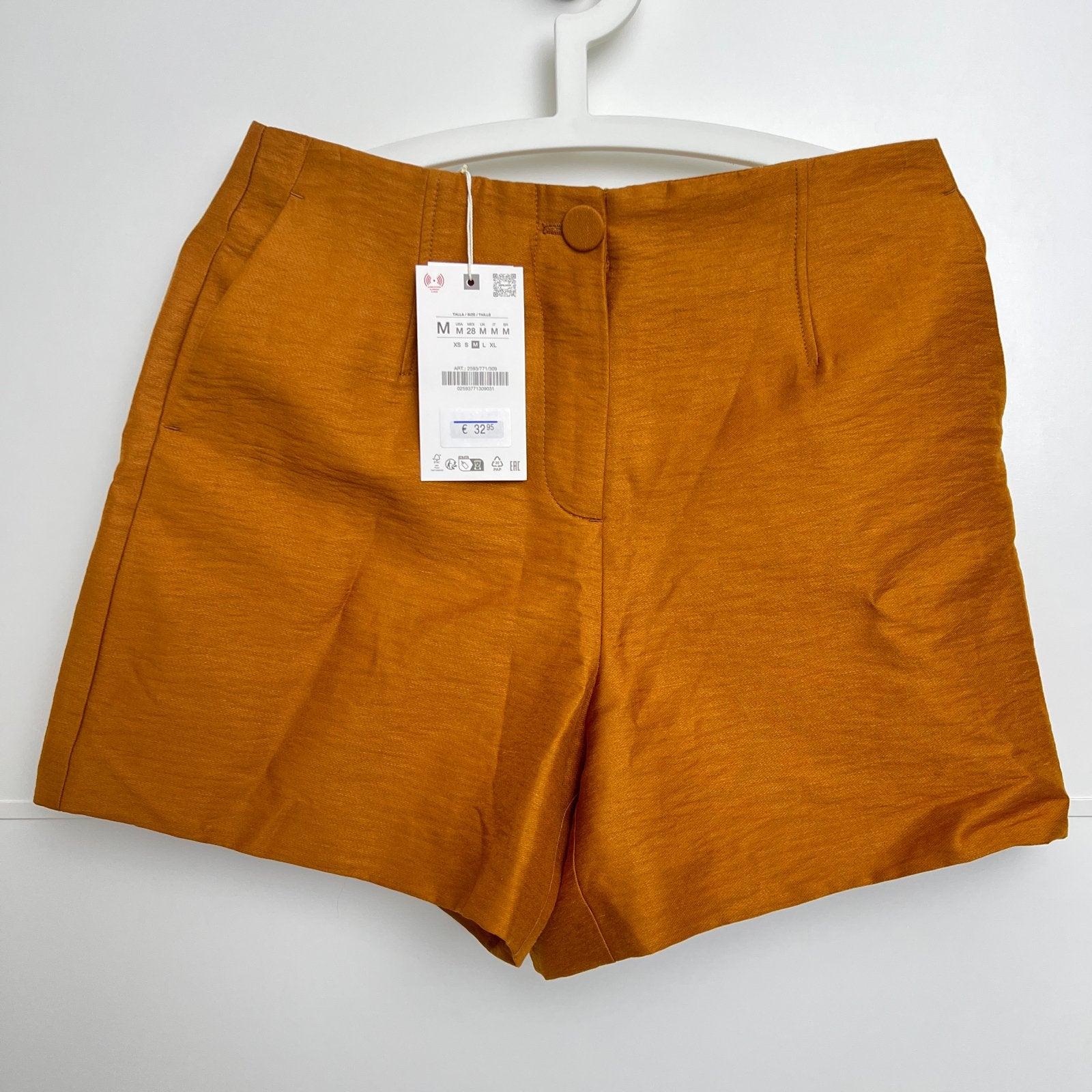 Zara shorts - Nieuw met kaartje, Kleding | Dames, Broeken en Pantalons, Maat 38/40 (M), Kort, Nieuw, Oranje