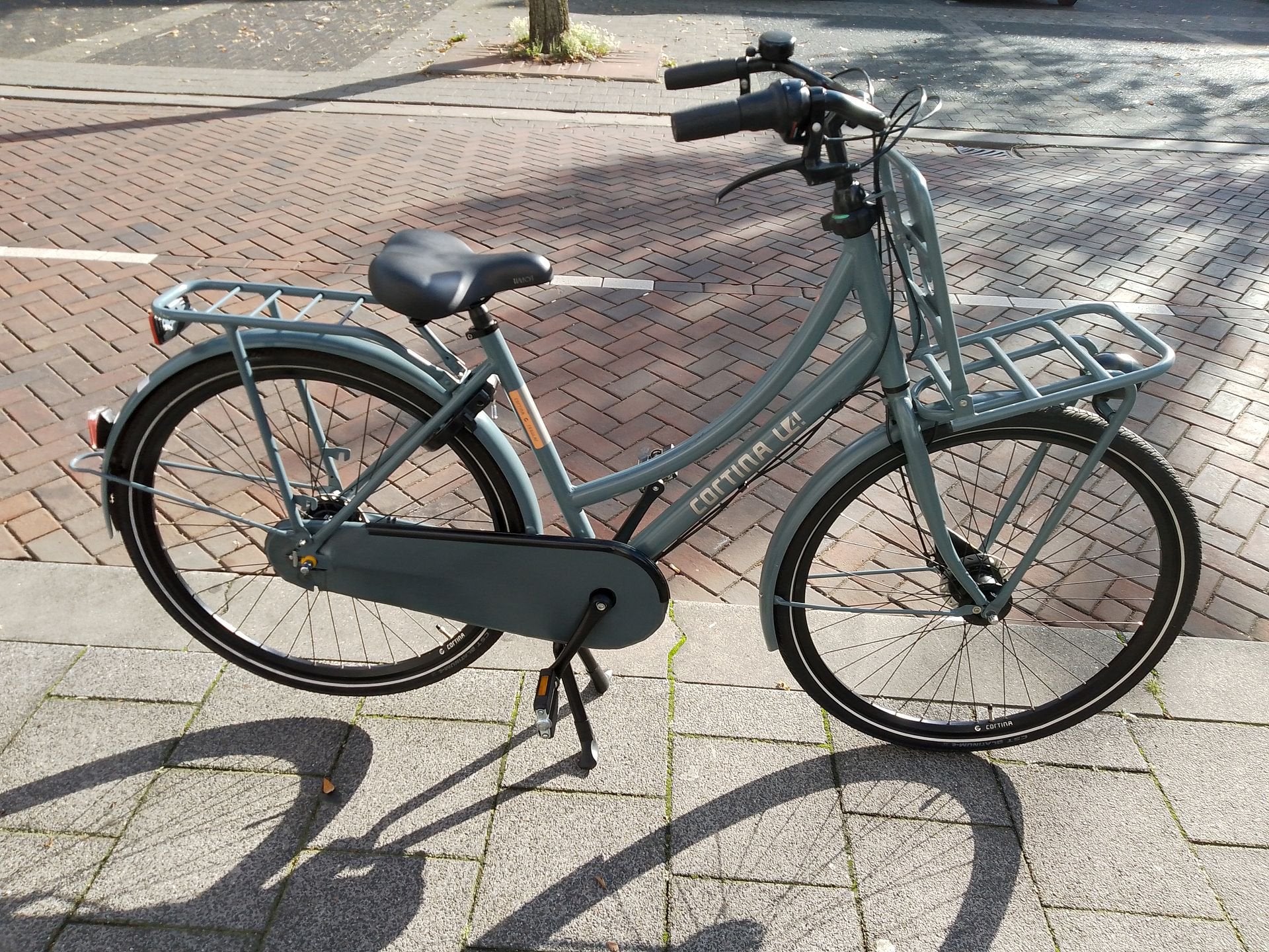 Cortina U4 d50 n7 transportfiets /damesfiets in nieuwstaat!