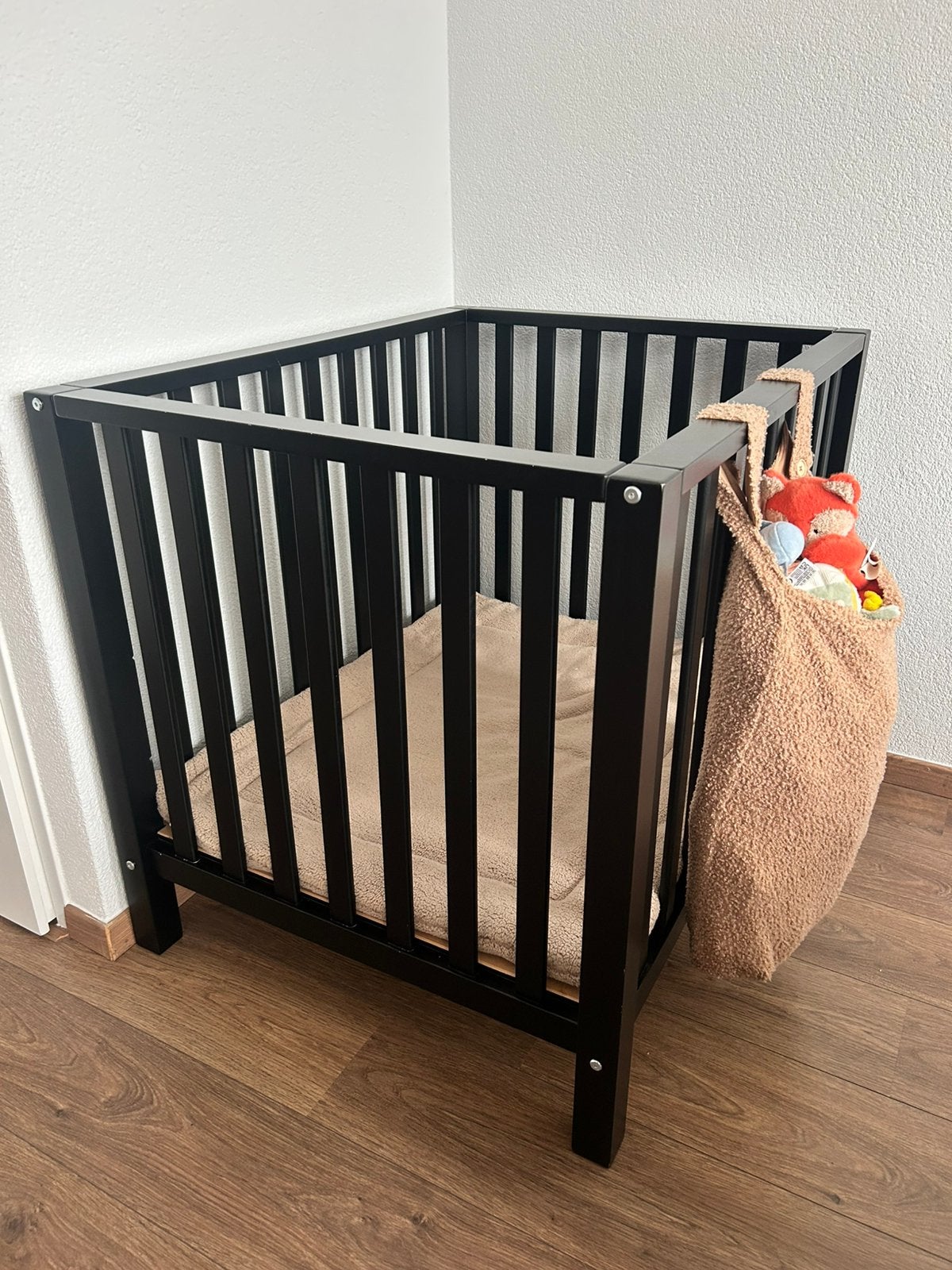 Twf Box zwart, Kinderen en Baby's, Boxen, Ophalen, Gebruikt, Vierkant, In hoogte verstelbaar