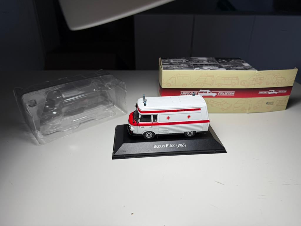 Editions Atlas - Barkas B1000 Ambulance - Schaal 1:43, Verzenden, Nieuw, Auto, Overige merken