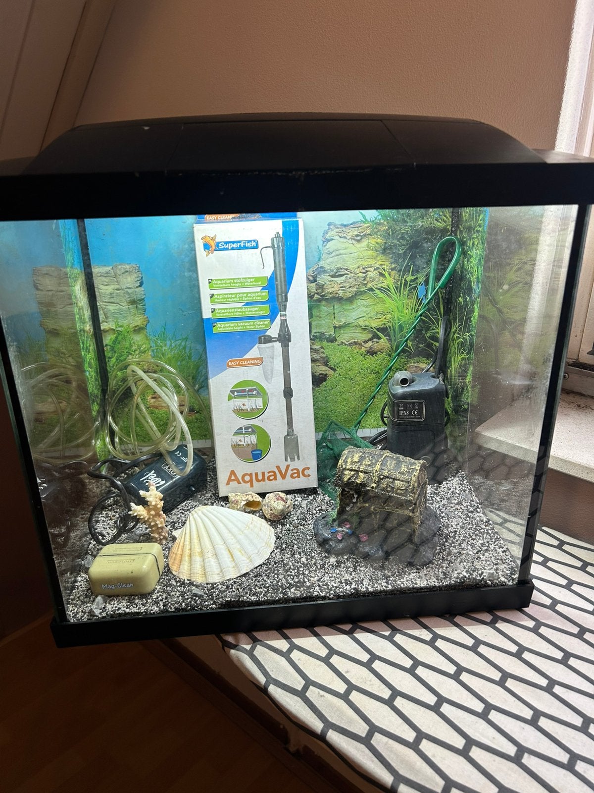 Aquarium, Dieren en Toebehoren, Ophalen, Zo goed als nieuw, Gevuld zoetwateraquarium