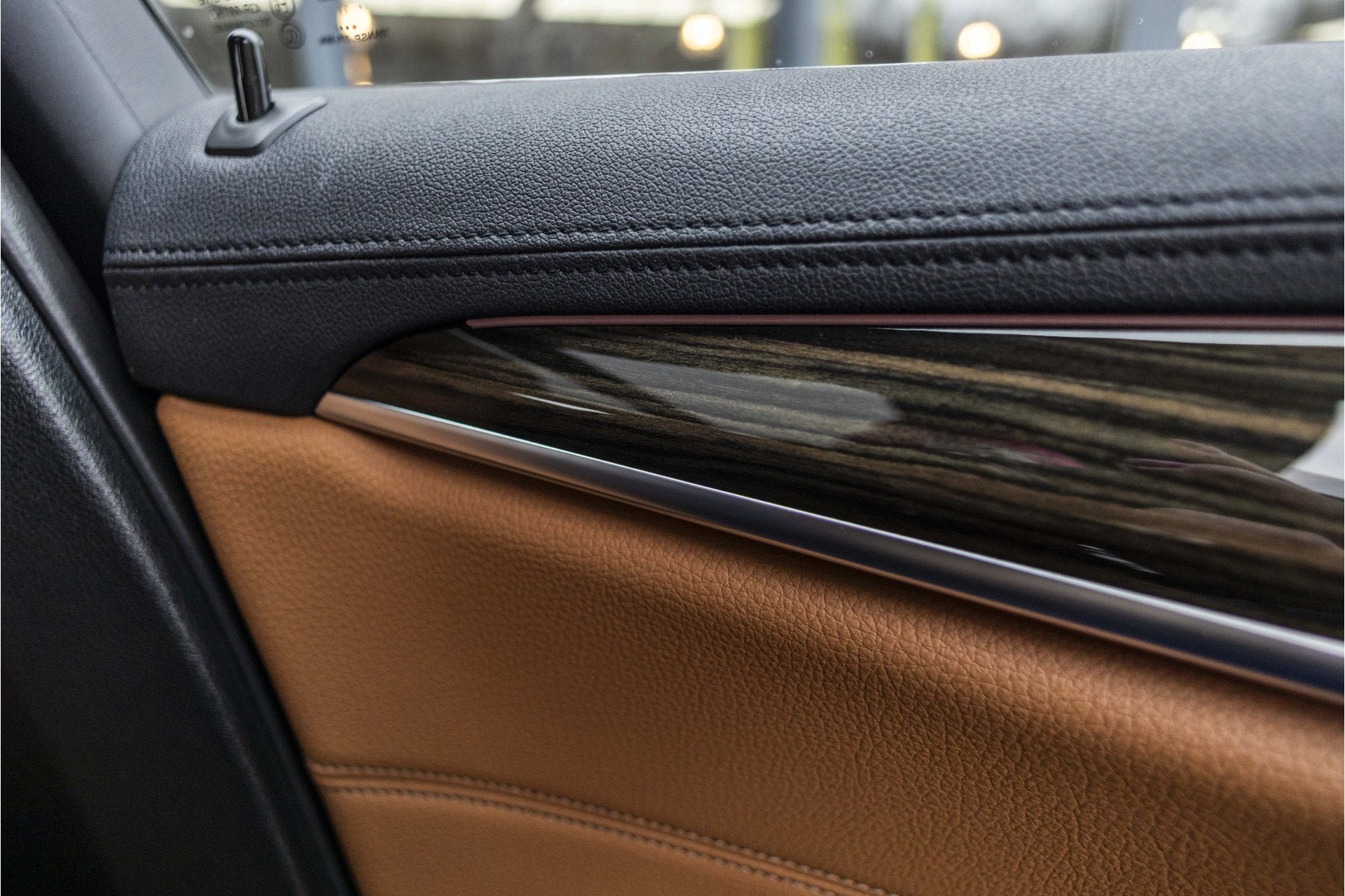 Foto 27 van BMW 5 Serie Touring 520i High Executive luxery