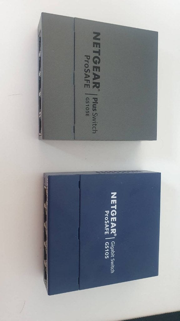 Netgear GS105E Switch, Computers en Software, Ophalen of Verzenden, Nieuw