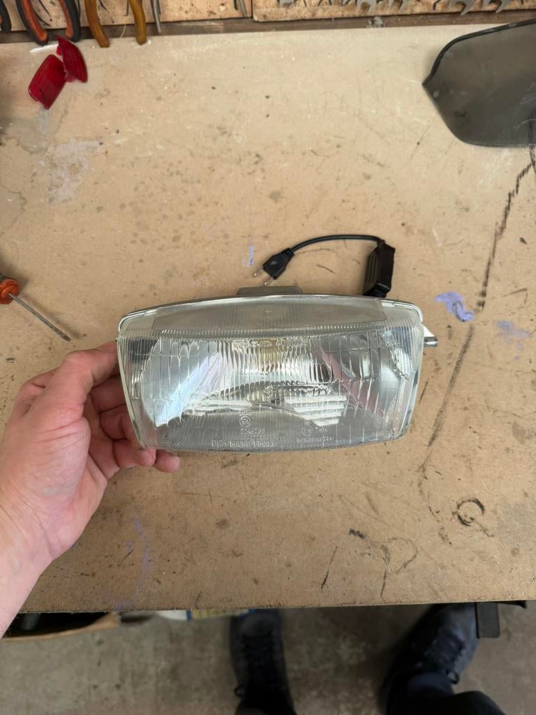 Piaggio skr koplamp met xenon 50cc 125cc 180cc, Ophalen of Verzenden