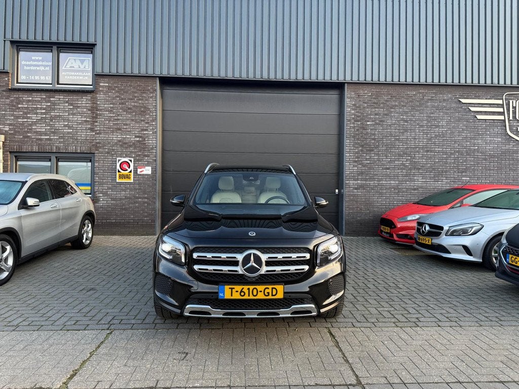 Mercedes-Benz GLB 250 4MATIC Advantage | 1E EIGENAAR | 12MND, Auto's, Mercedes-Benz, Gebruikt, 4 cilinders, 2000 kg, Automatische klimaatregeling