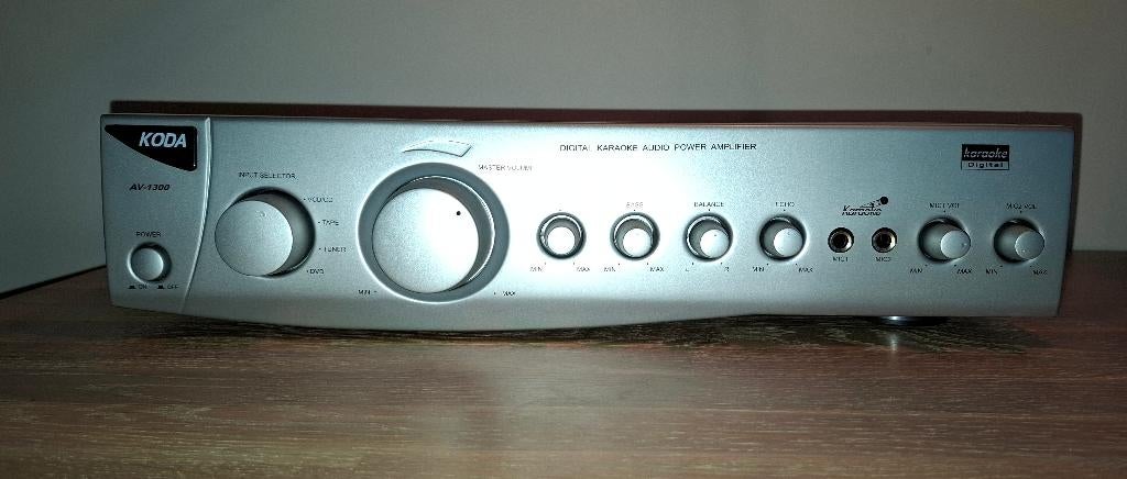 Digitale Karaoke versterker KODA AV 1300 Silver, Audio, Tv en Foto, Karaoke-apparatuur, Zo goed als nieuw, Versterker of Tuner