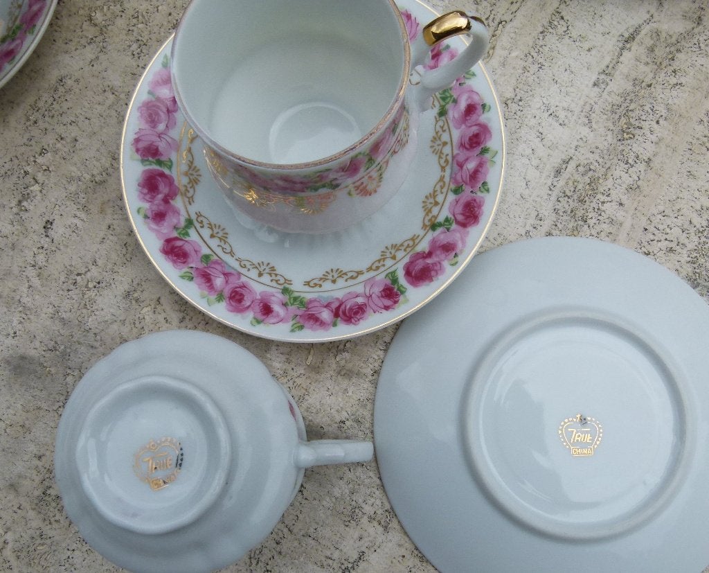 Super High Tea Set Roze Rozen Kopjes en Schotels met Goud, Overige merken, Vintage, Nieuw, Ophalen of Verzenden
