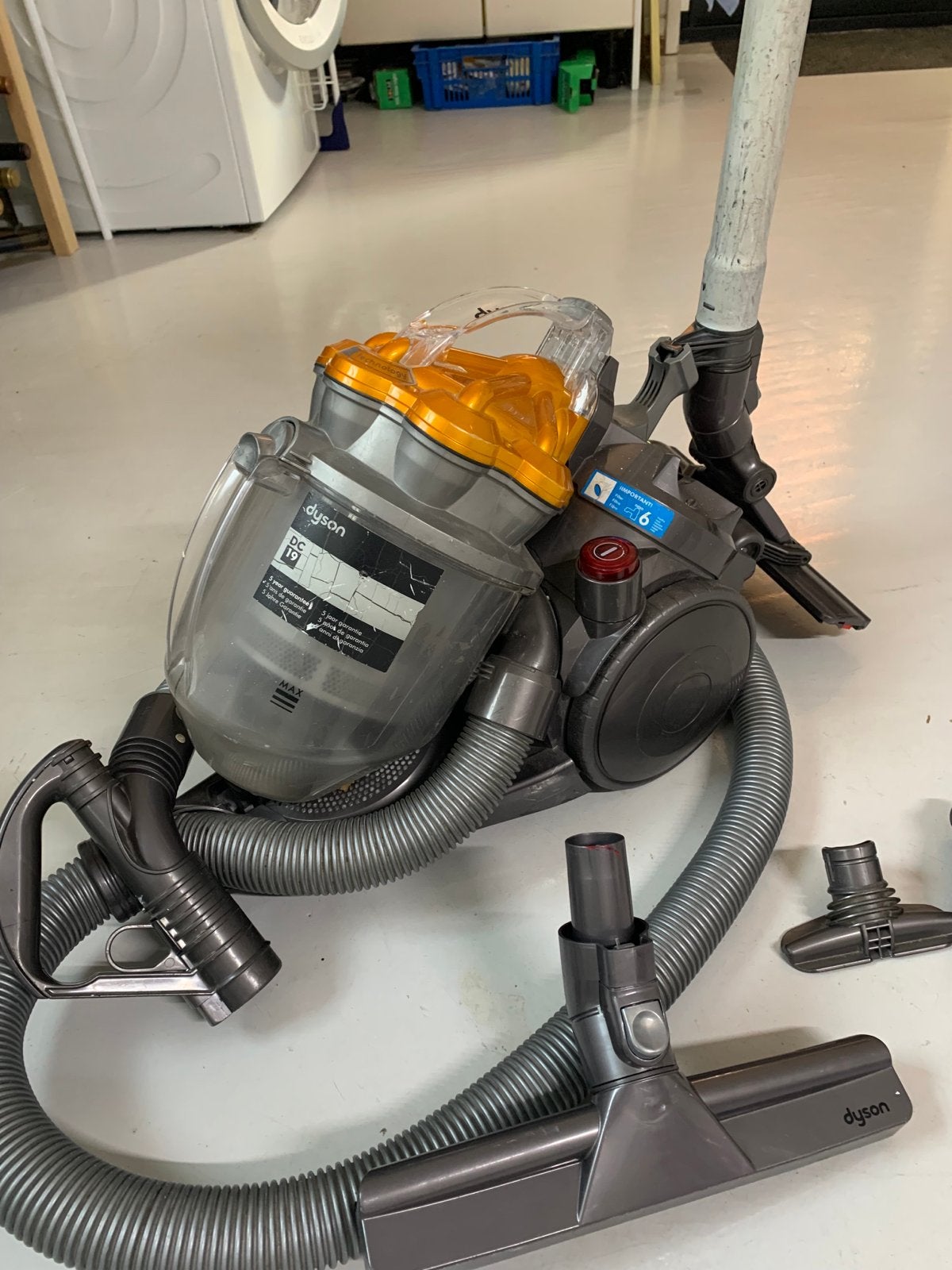 Dyson stofzuiger met parketborstel en accessoires, Gebruikt, Ophalen of Verzenden, Dyson, Reservoir