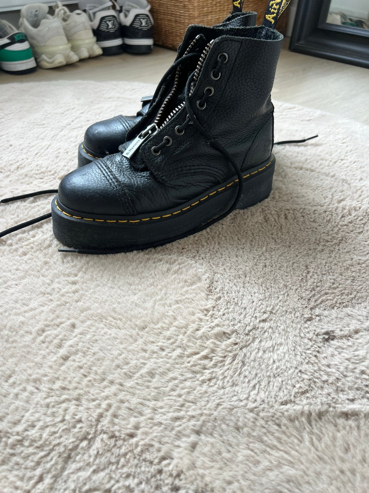 Dr. Martens Sinclair laarzen met rits, zwart leer maat 40, Kleding | Dames, Schoenen, Gedragen, Lage of Enkellaarzen, Zwart, Ophalen