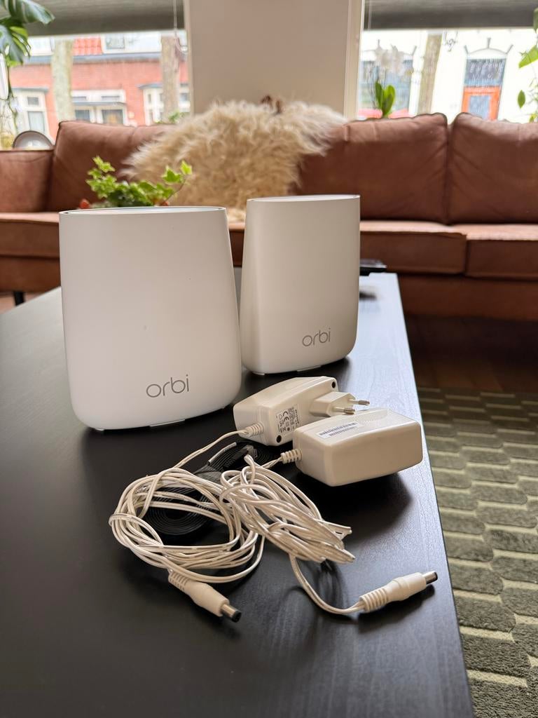 NETGEAR Orbi RBR20 Router en RBS20 Satelliet Mesh WiFi, Computers en Software, Routers en Modems, Verzenden, Gebruikt, Router