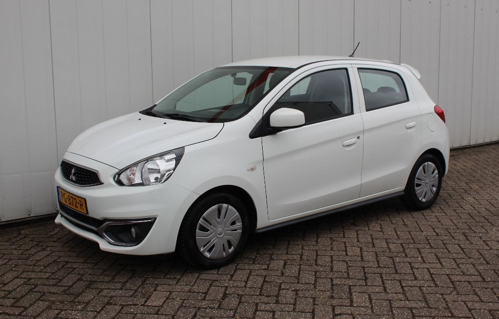 MITSUBISHI Space Star 1.0 MIVEC 71PK Entry AIRCO ZEER MOOI!!, Auto's, Mitsubishi, Voorwielaandrijving, Stof, Zwart, Wit