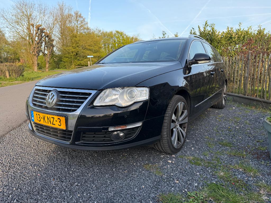 Volkswagen Passat 1.4 TSI 90KW Variant DSG 2010 Zwart, Auto's, Euro 5, Beige, 4 cilinders, Origineel Nederlands