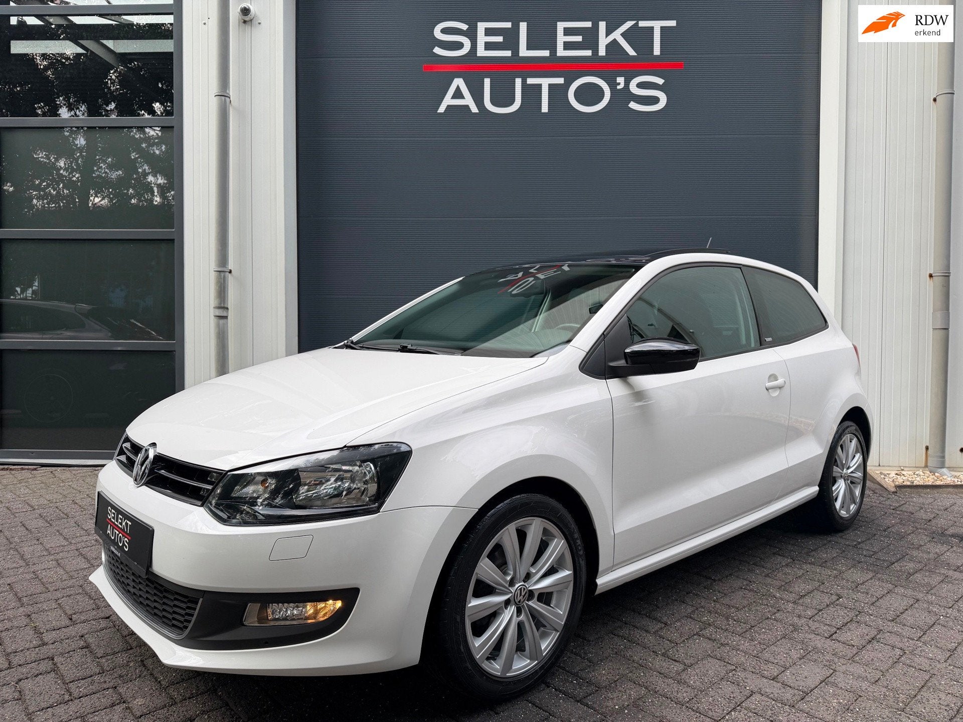 Volkswagen Polo 1.4-16V Style 86 Pk Pano/Cruise/Airco/Car Pl, Voorwielaandrijving, Dealer onderhouden, Gebruikt, 4 cilinders